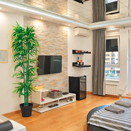 Hedonist Spa-ablok 1 *